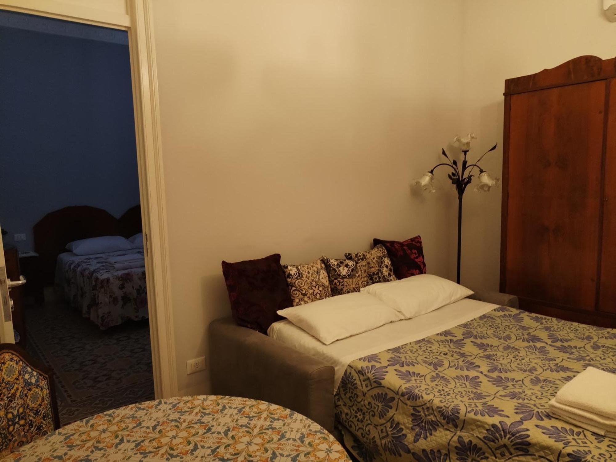 Battisti 18 Vintage Rooms — Photos 1